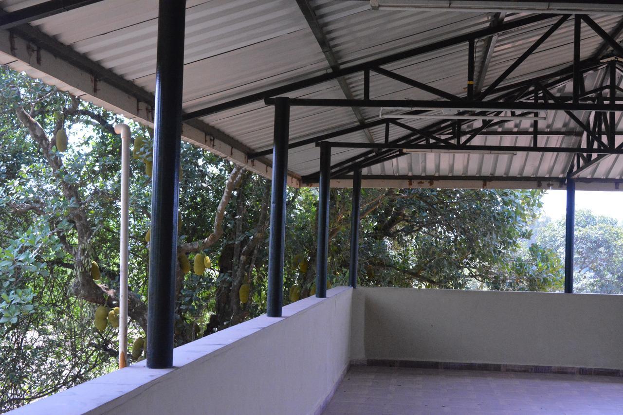Mango Holiday Resort Kolhapur Exterior foto